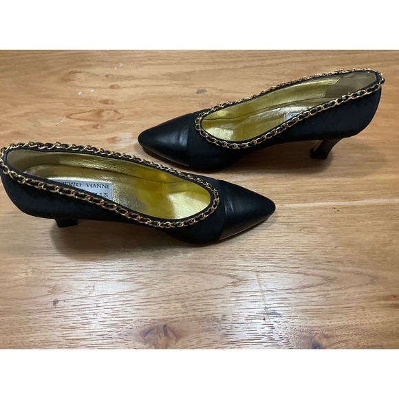 Roberto Vianni Shoes - Roberto Vianni Neiman Marcus Black Leather Chain Kitten Heel Pumps Italy 10M